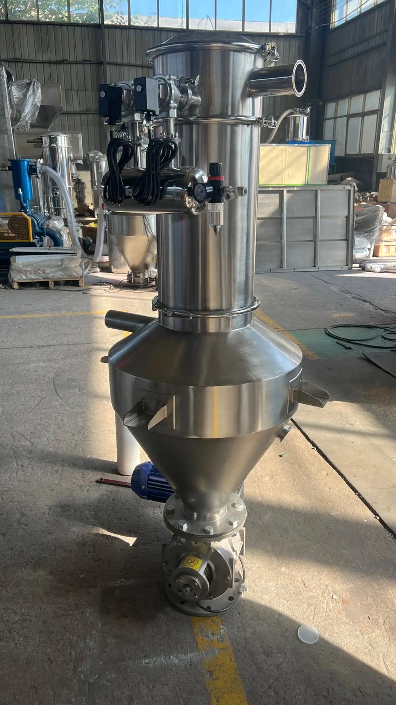 真空上料機(jī),無塵投料站,振動(dòng)篩應(yīng)用于電池材料,化工粉料等粉體